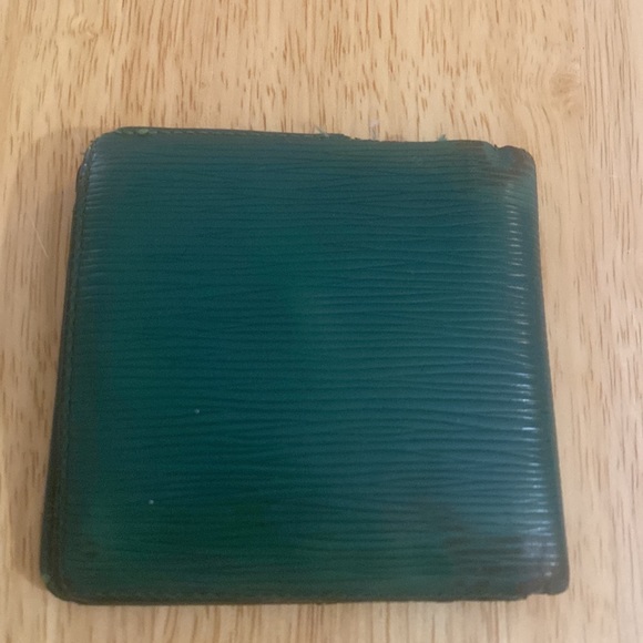 Louis Vuitton Wallet - Picture 3 of 15